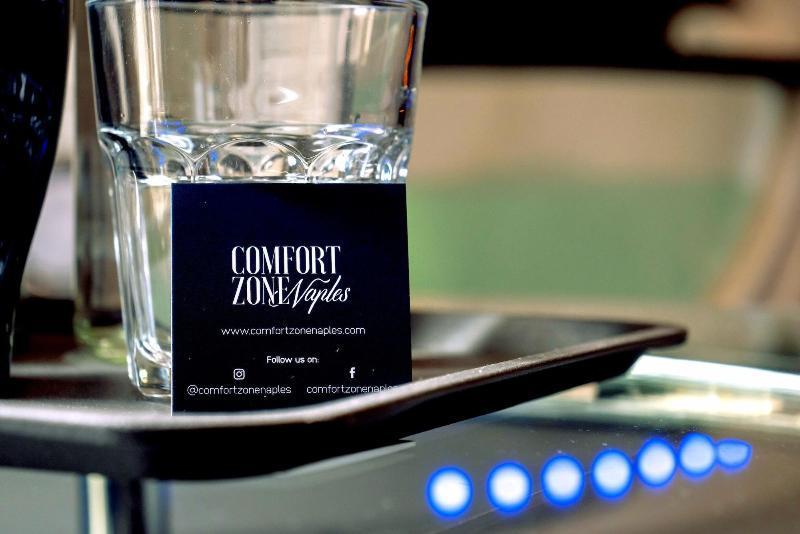 Comfort Zone Naples Luaran gambar